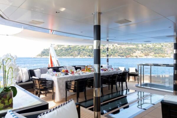 SARASTAR Motor yacht for sale - Image 22