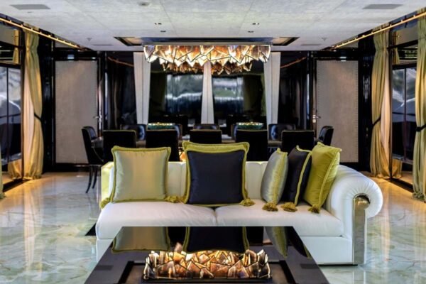SARASTAR Motor yacht for sale - Image 3