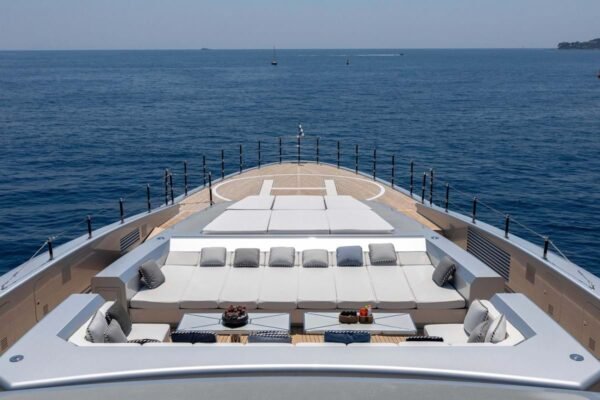 SARASTAR Motor yacht for sale - Image 16