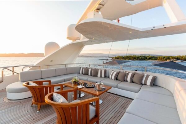 SEANNA Motor yacht for sale - Image 22
