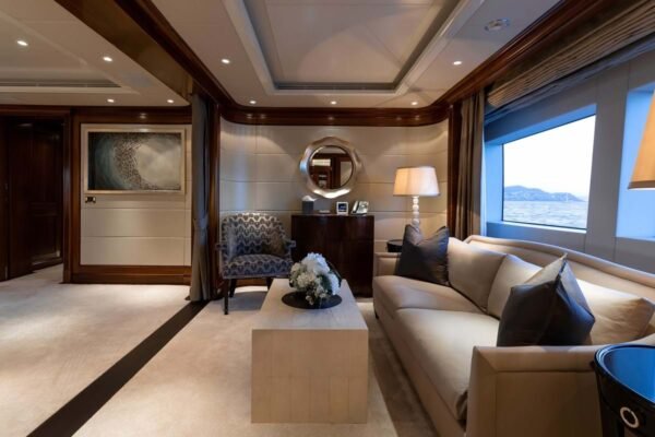 SEANNA Motor yacht for sale - Image 5
