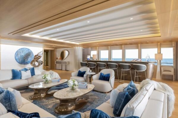 HERE COMES THE SUN Motor yacht for sale - Image 22