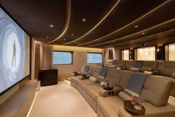 HERE COMES THE SUN Motor yacht for sale - Image 39