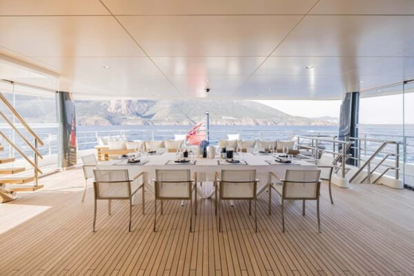 HERE COMES THE SUN Motor yacht for sale - Image 42