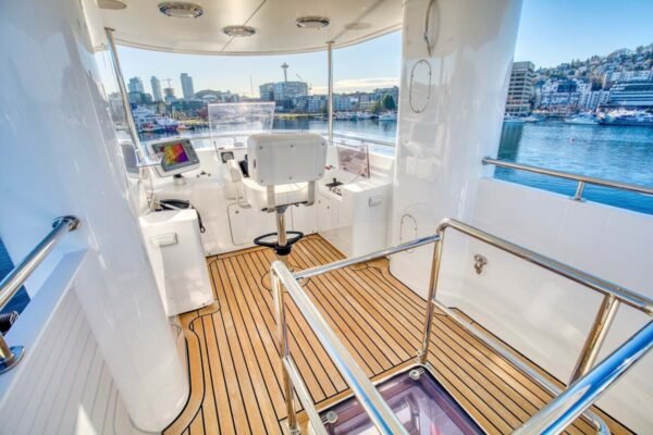 ICE BEAR Motor yacht for sale - Image 29
